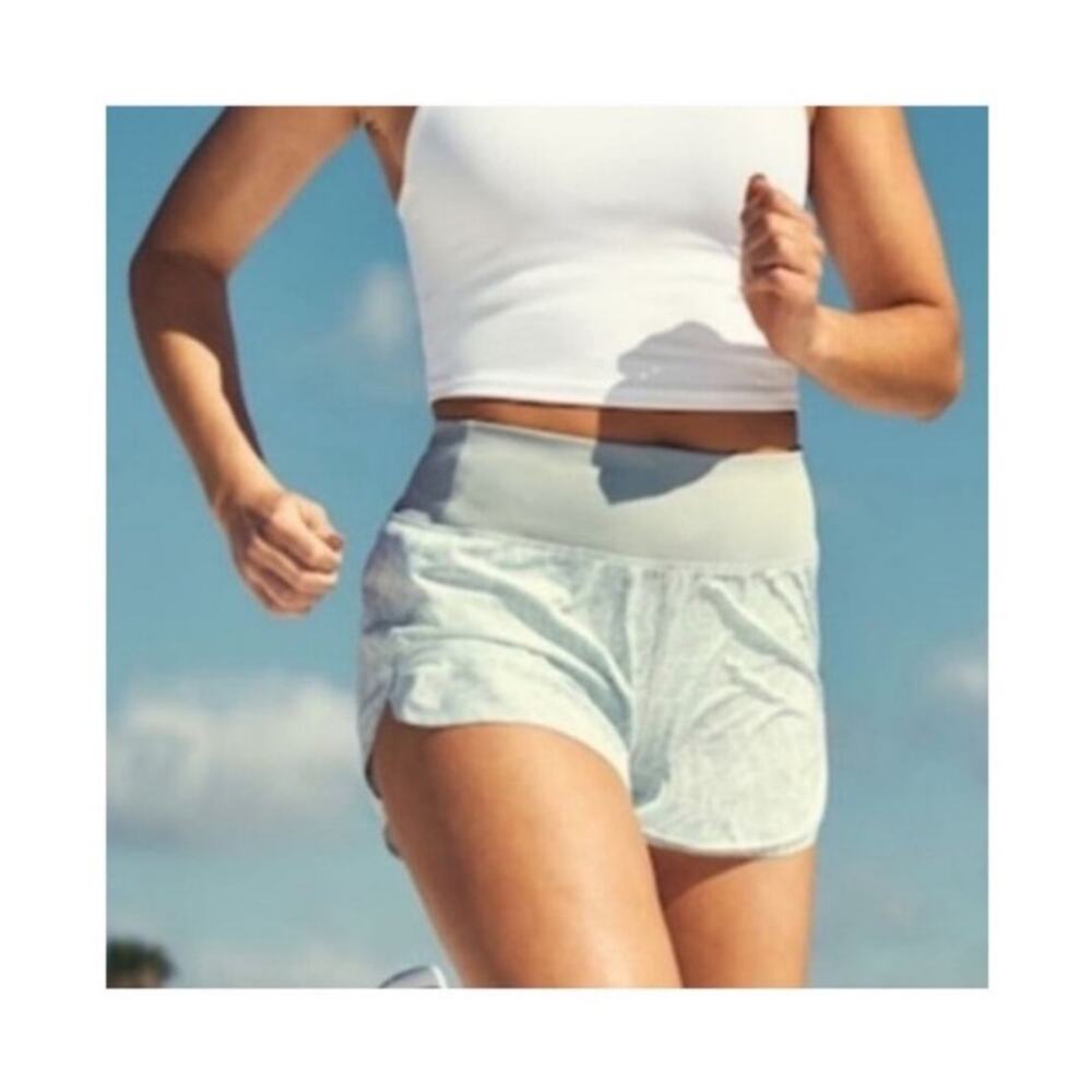 Athleta Run with it Printed Green Short size 2X - Picture 2 of 11